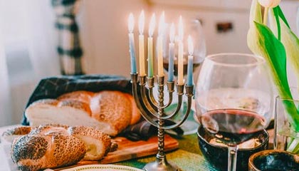 米乐M6中国大陆-中国足球热潮如何扣动万亿产业链的扳机？